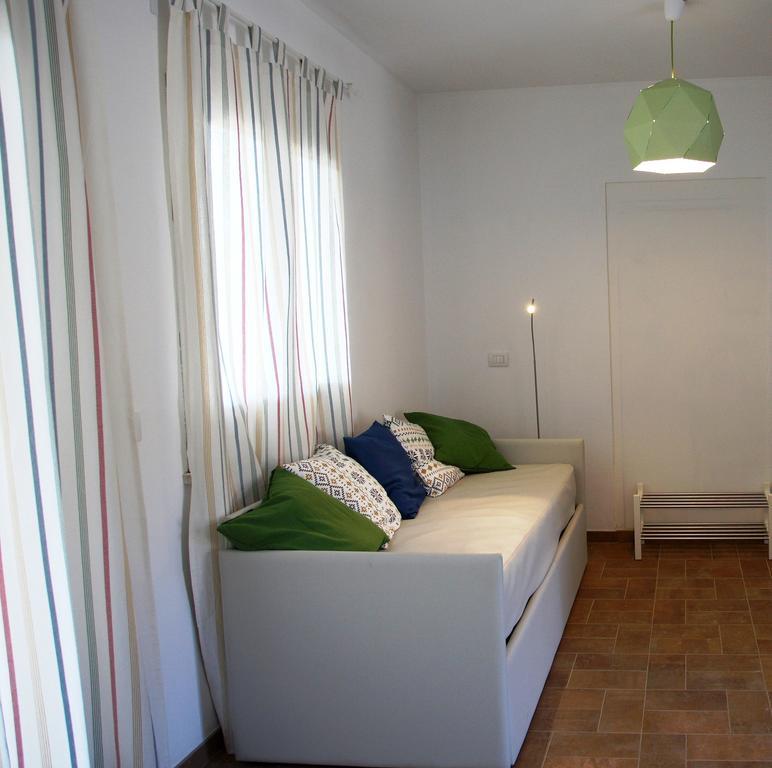 Uliwood Hotel Caltanissetta Ngoại thất bức ảnh